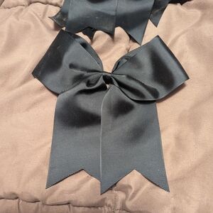 Black Bow (4)